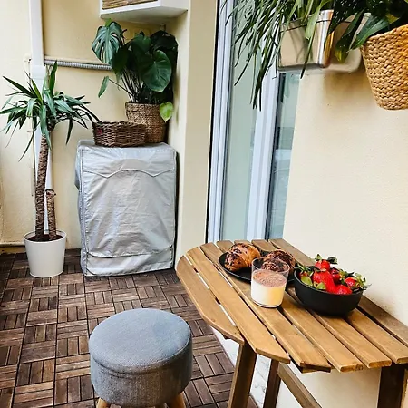 Apartman Magnolia 84 *